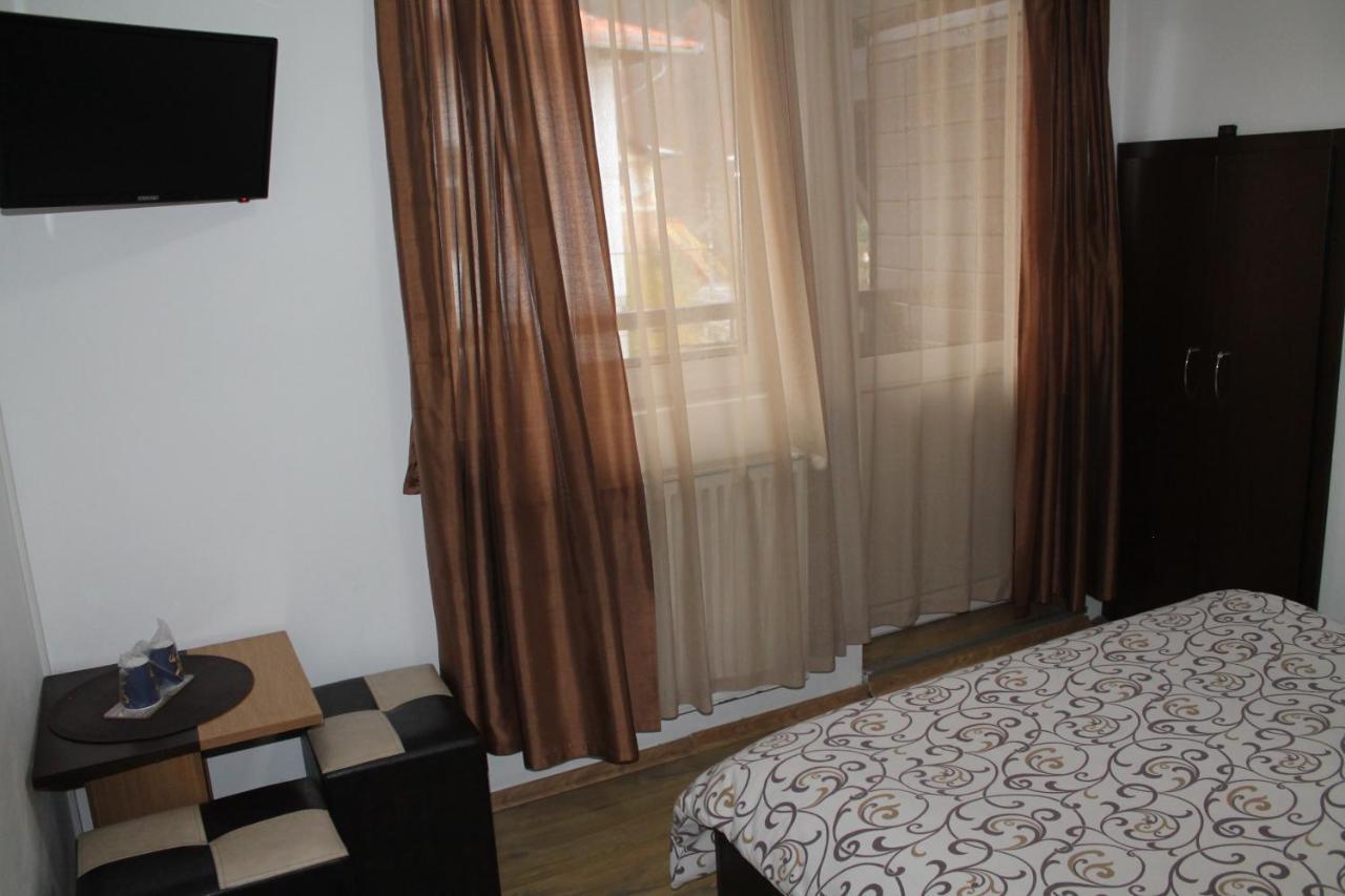 Vila Casa Ta Сіная Екстер'єр фото